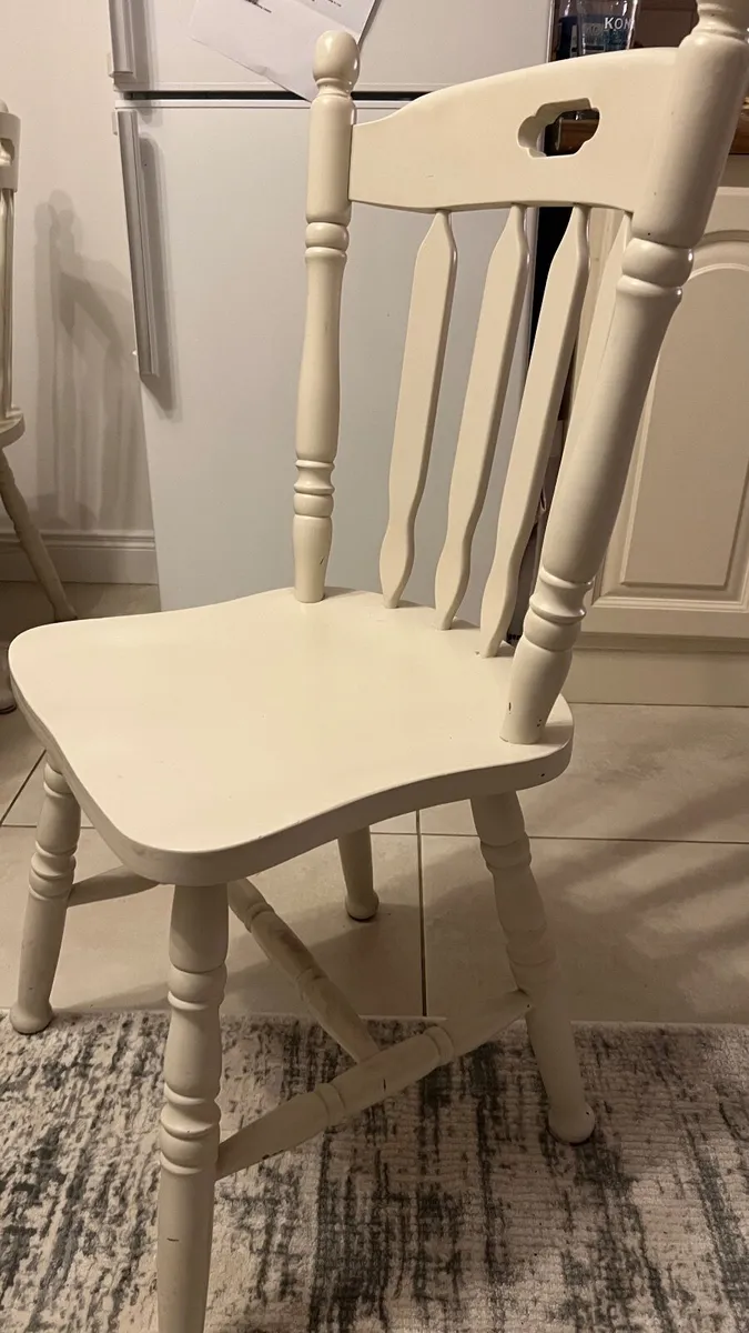 Dining Table & 6 chairs - Image 3