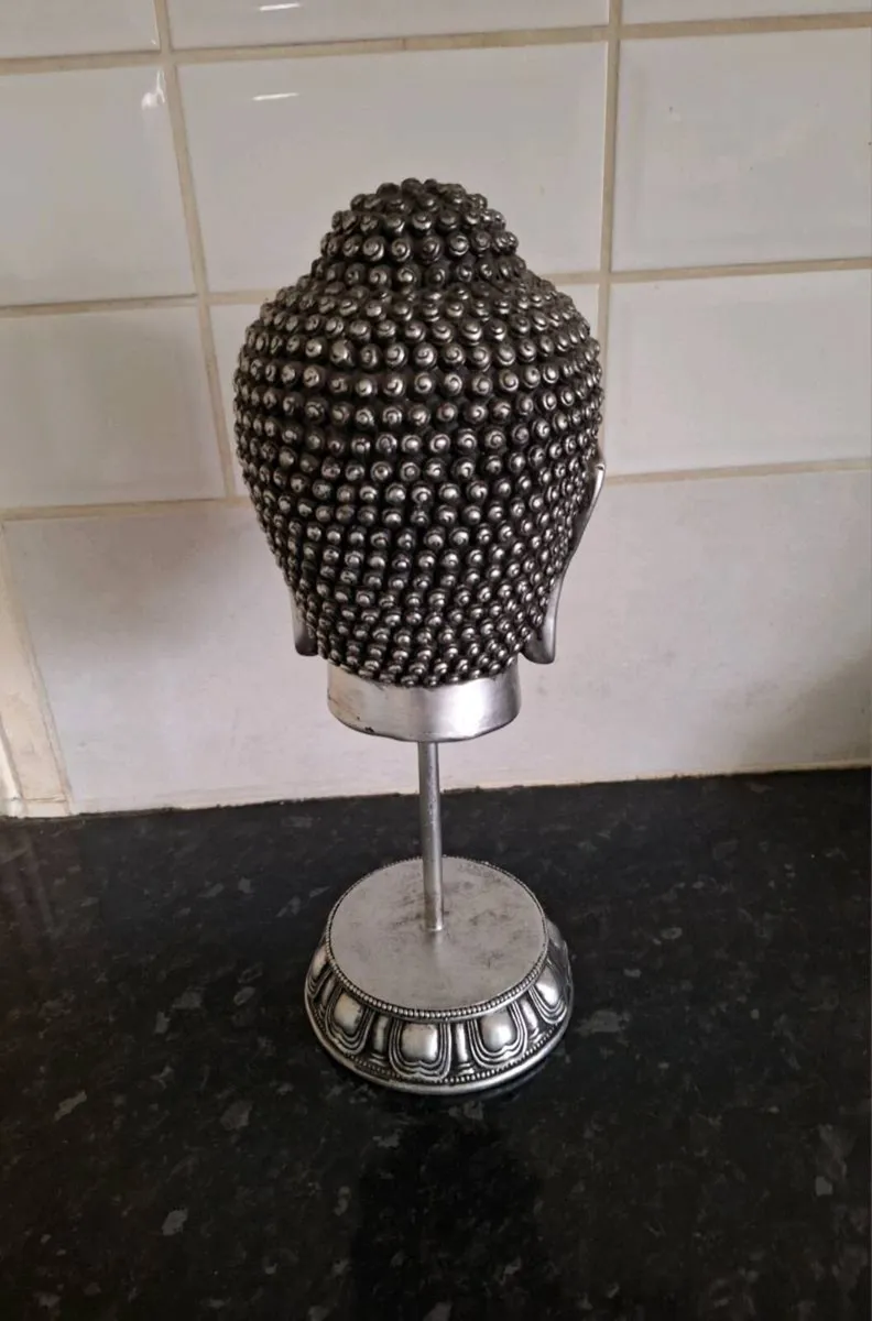 Heavy metal Buddha ornament - Image 2
