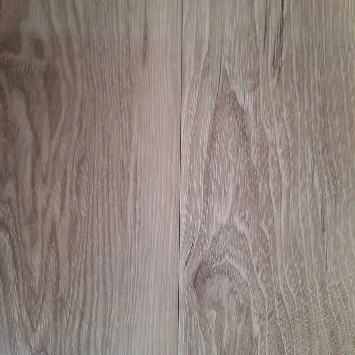 12mm Seattle Grey laminated flooring supply&fit - Image 1