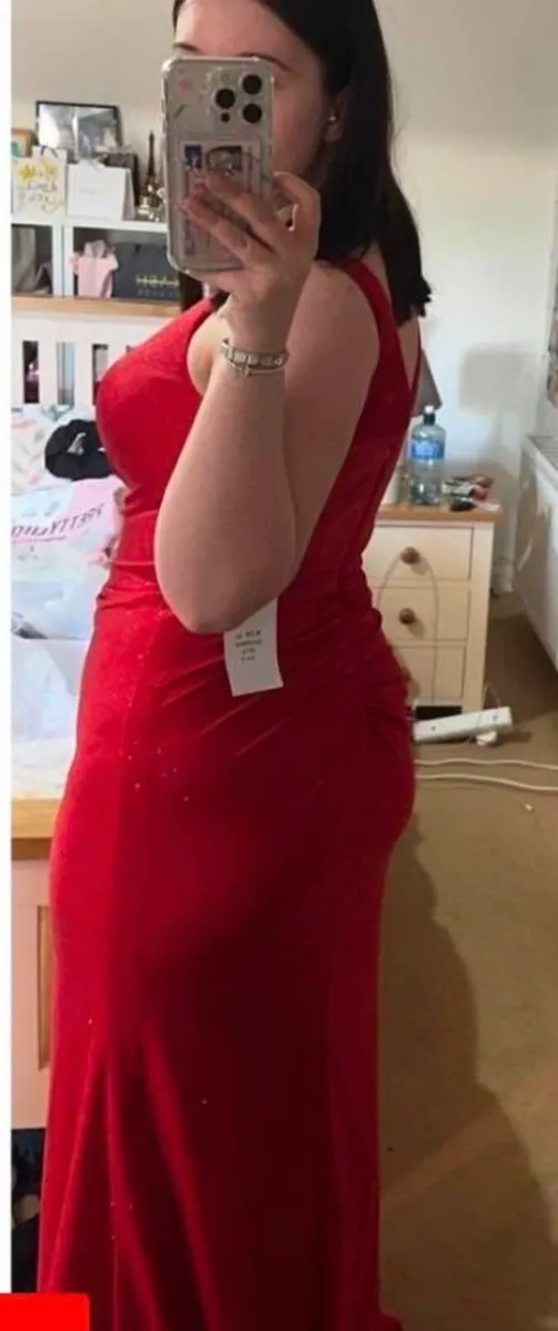 Debs dress - Image 2