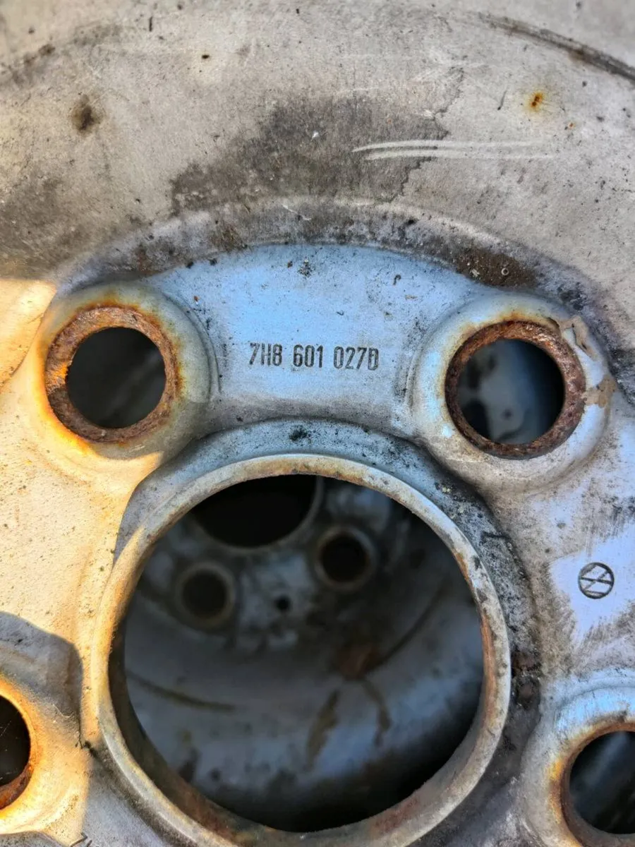 VW transporter 5x120 R16 original wheels - Image 4