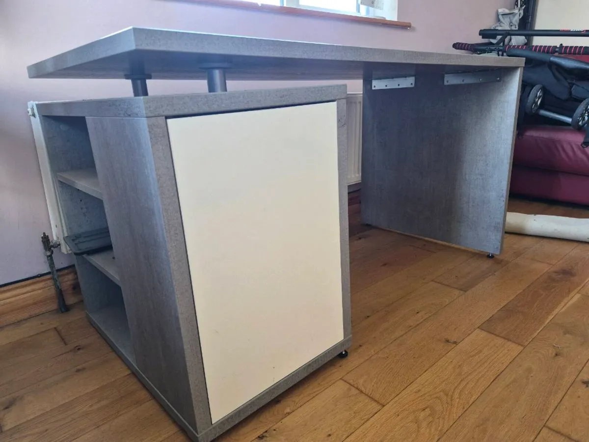 Desk and Chair - Image 4