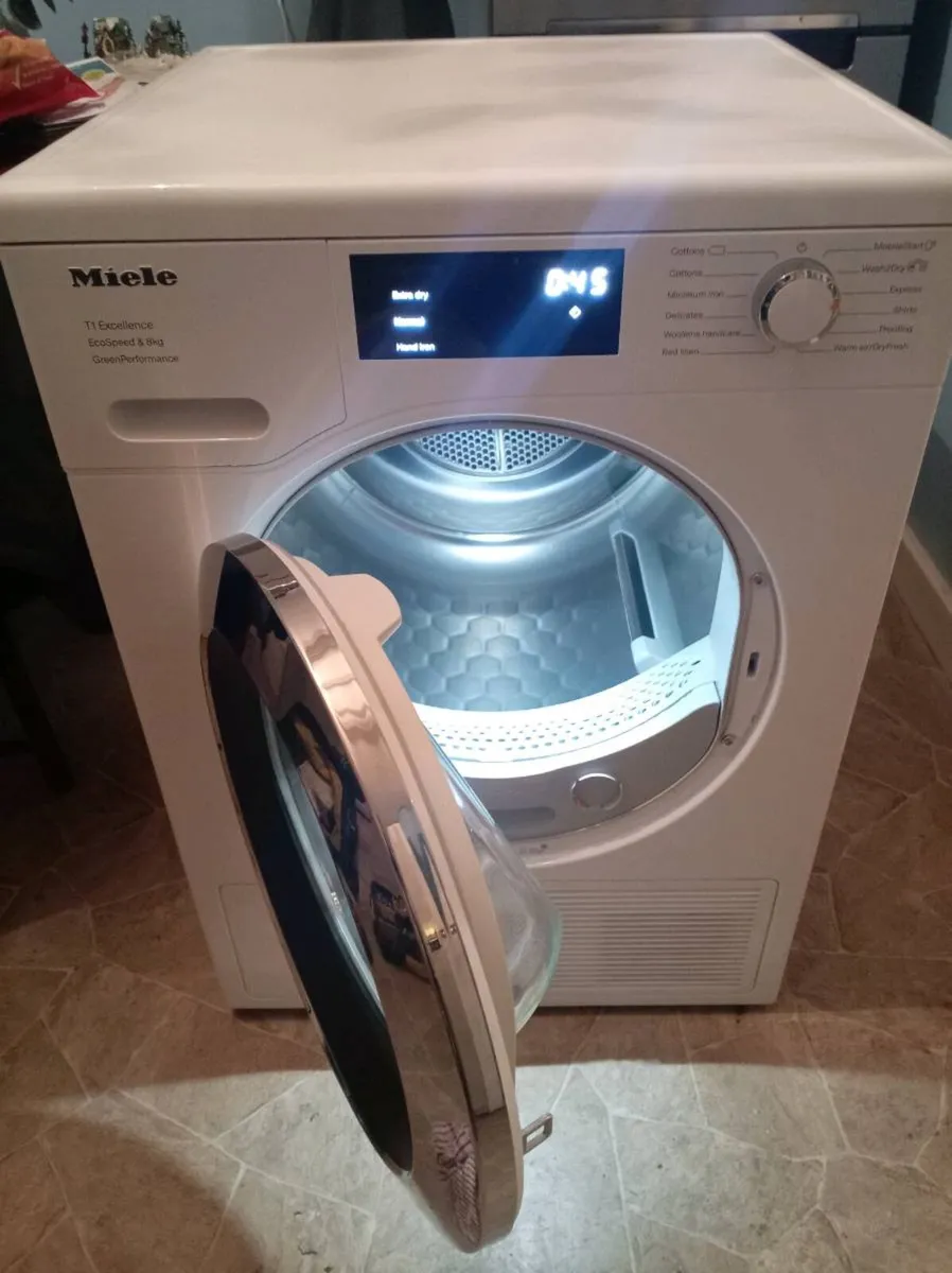 Miele tumble dryer 8kg - Image 1