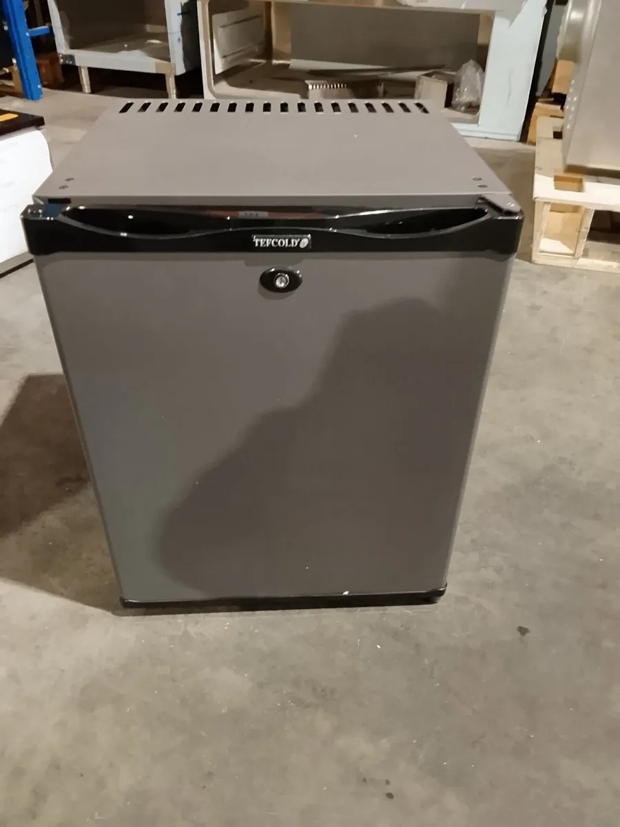 Tefcold Mini Bar TM32 - Image 2