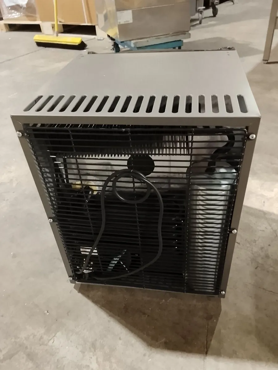 Tefcold Mini Bar TM32 - Image 3