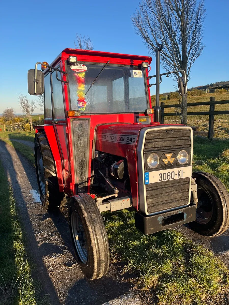 Massey Ferguson 240 - Image 2