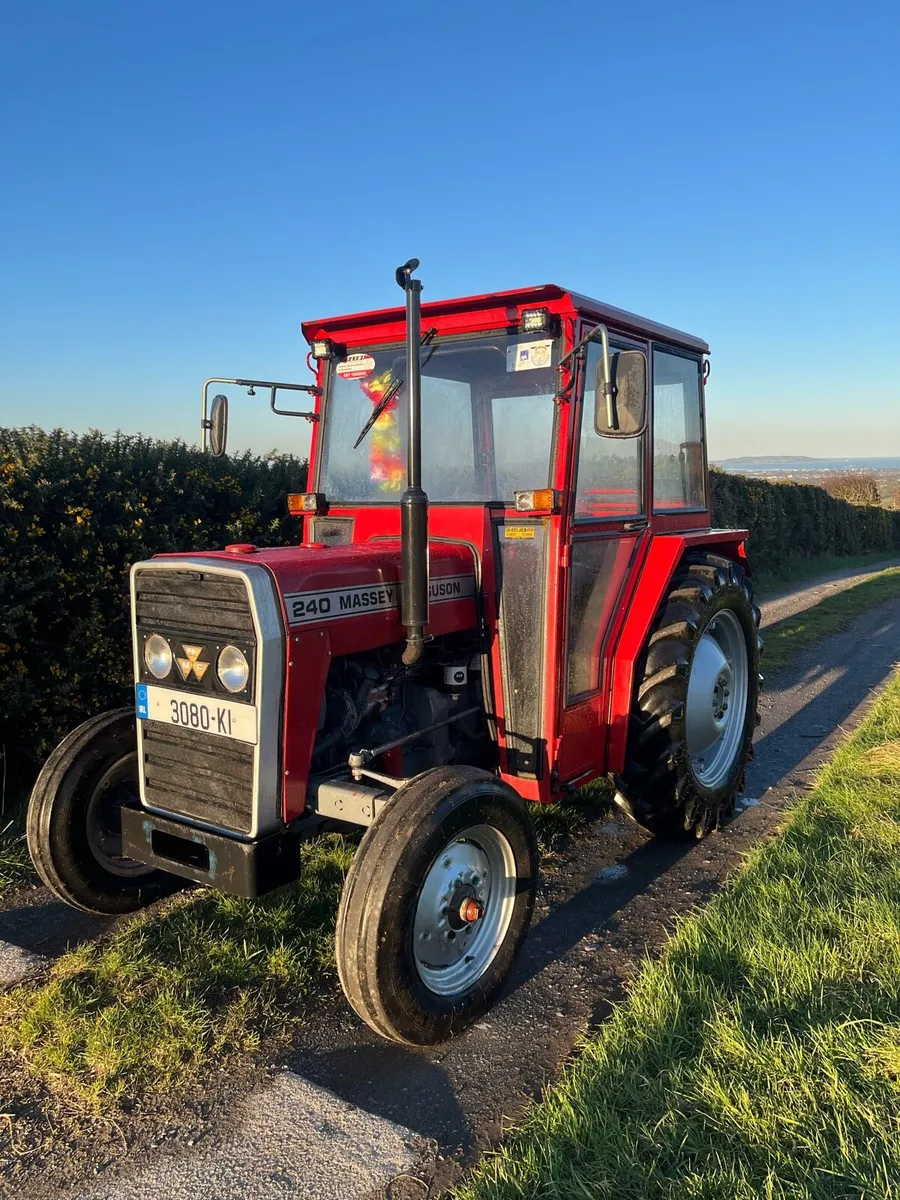 Massey Ferguson 240 - Image 3