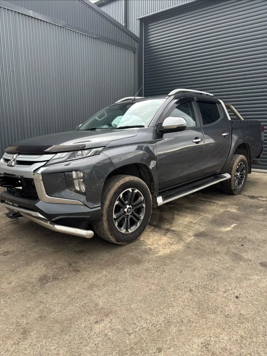 Mitsubishi L200 for breaking - Image 2
