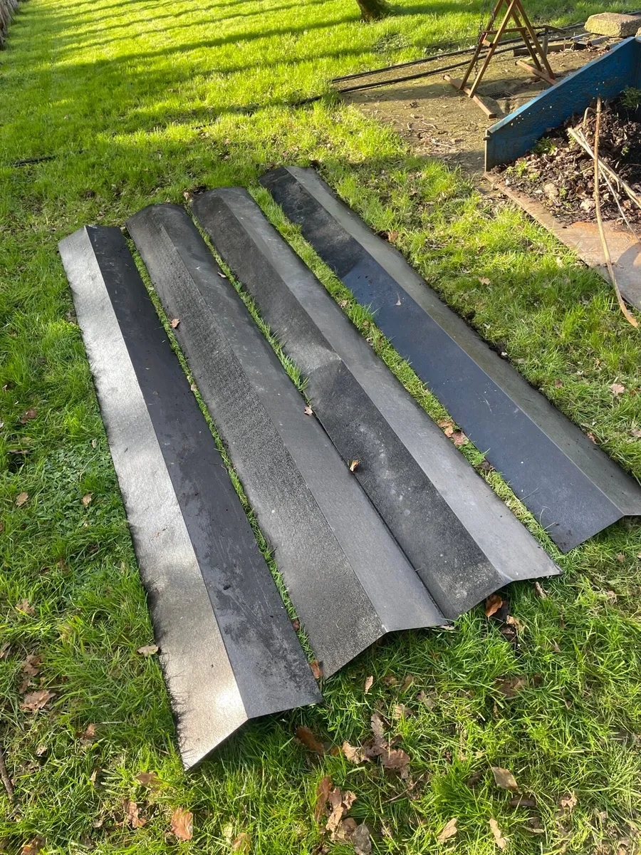 Roof cap flashing - Image 1