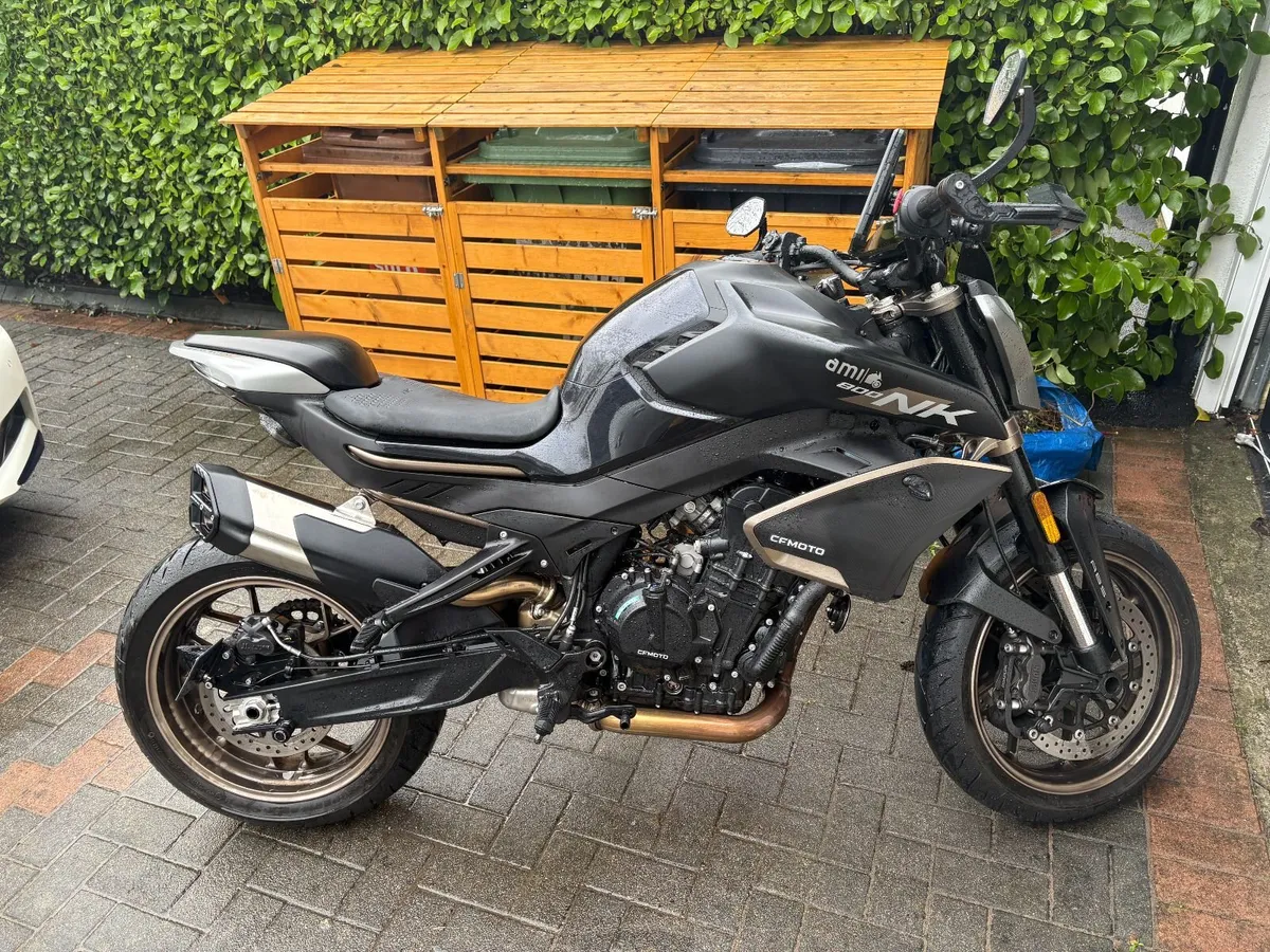 CF MOTO 800nk Sport black 2024 - Image 1