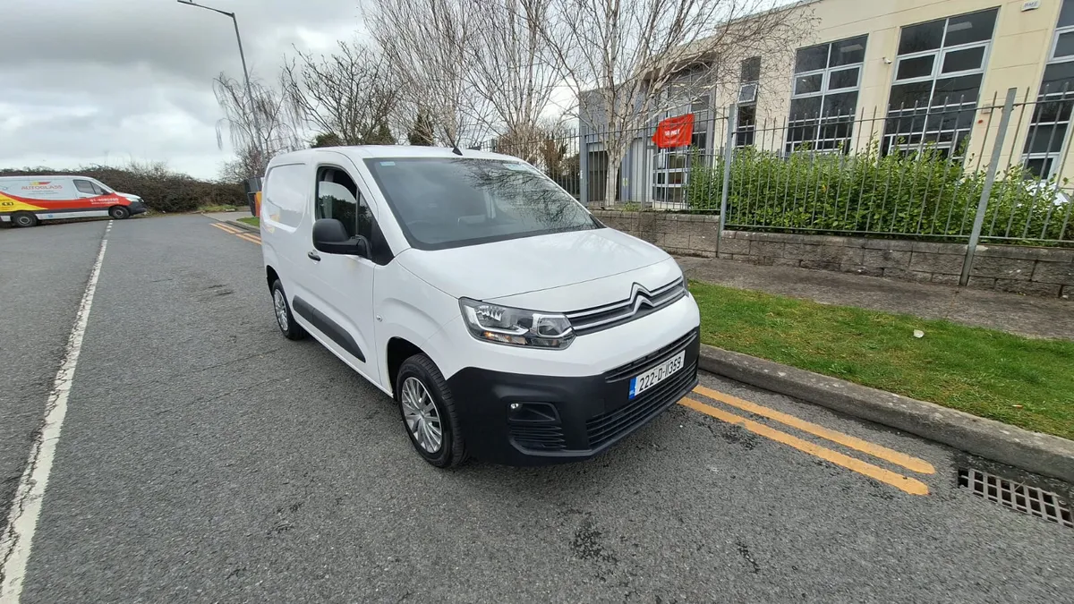 Citroen Berlingo 2022 - Image 1