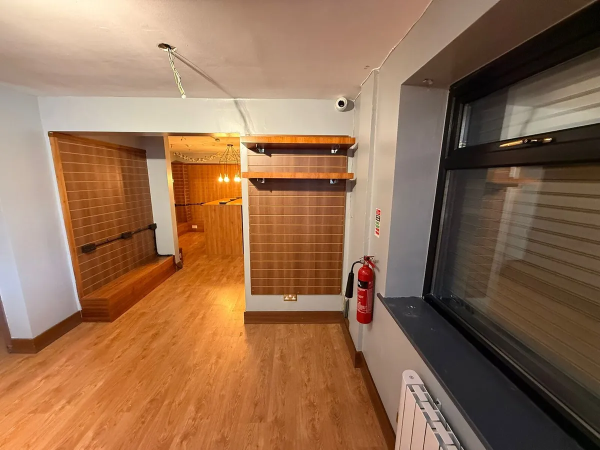 Second hand Shop Fittings - Image 3