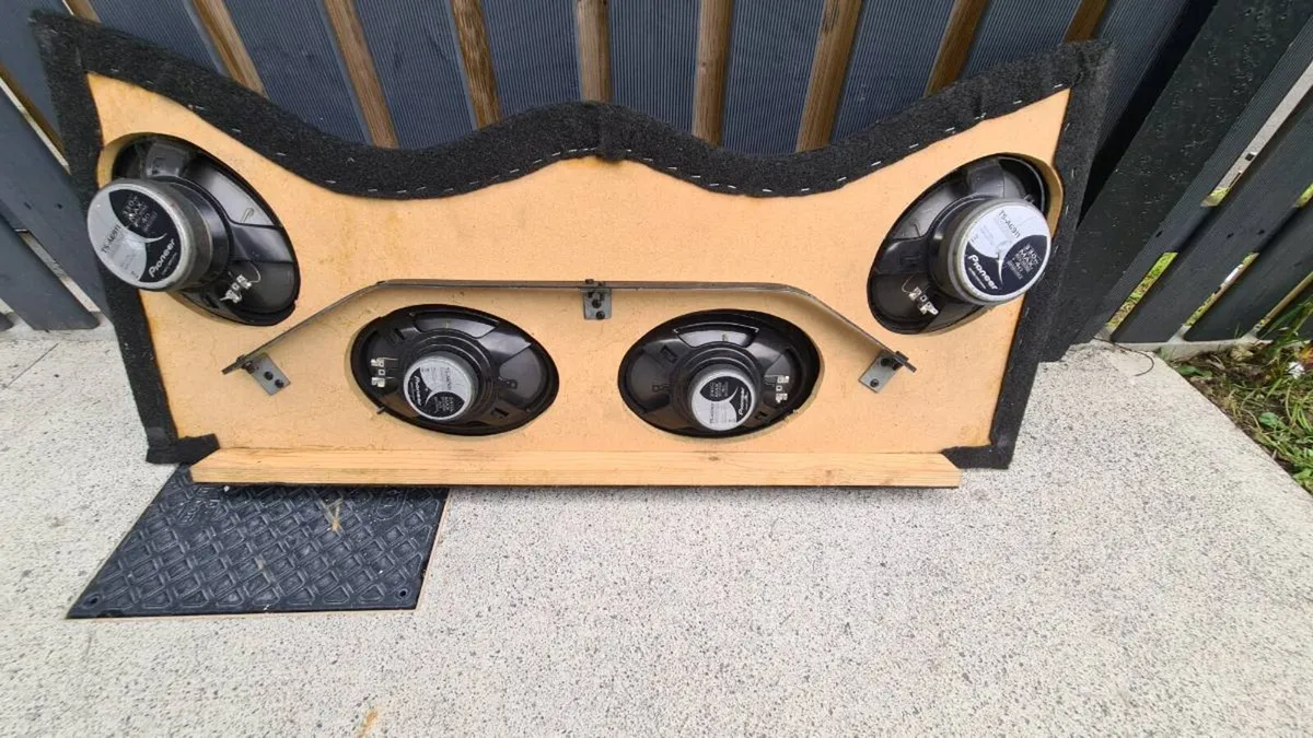 Pioneer 6x9 speakers - Image 2