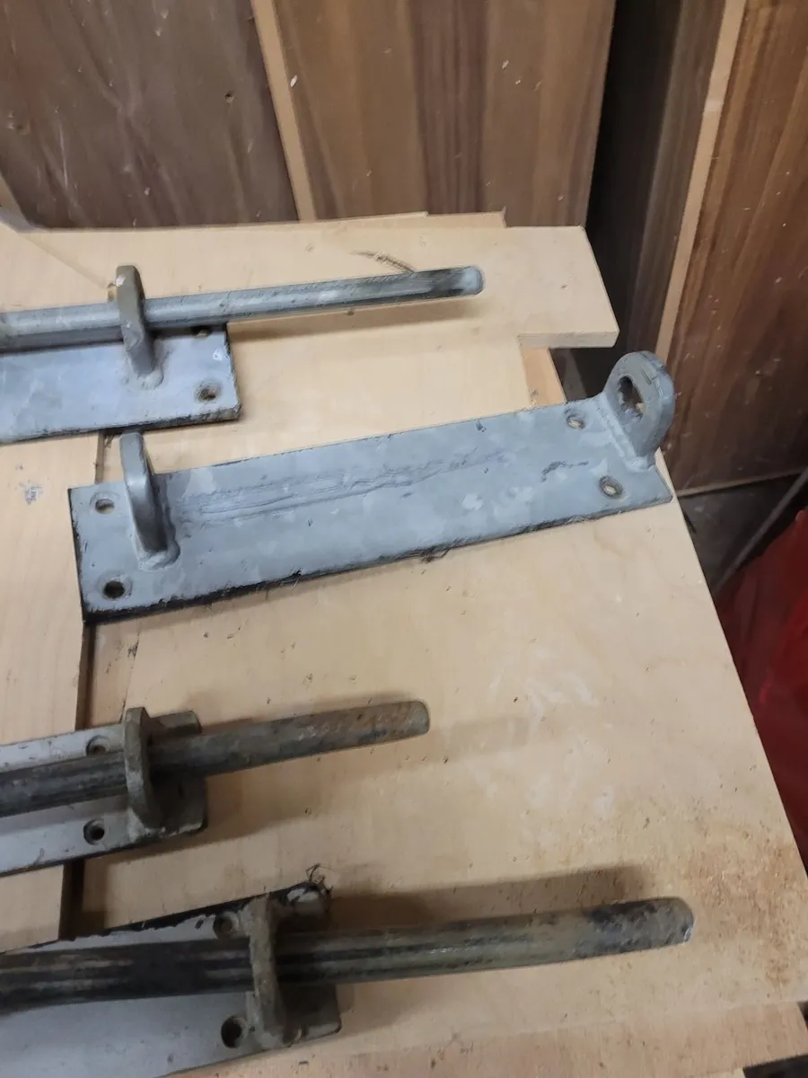 Iron mongerie - Image 1