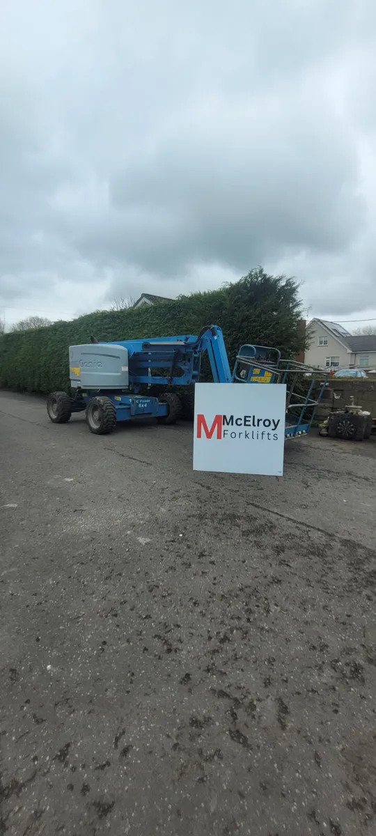 Genie Boom lift z45 - Image 1