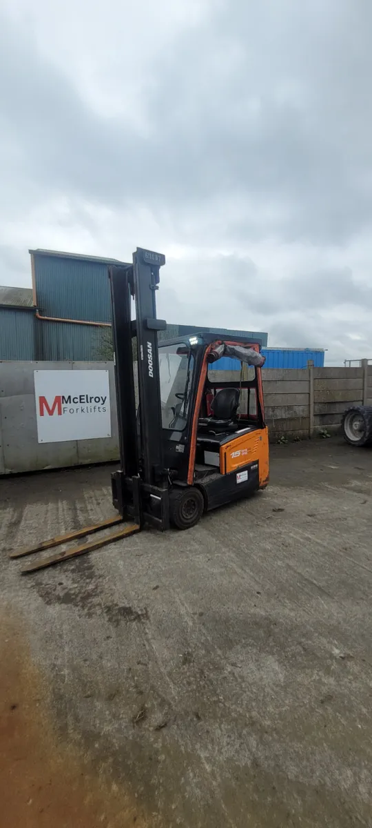 Electric doosan 1.5 ton forklift - Image 3