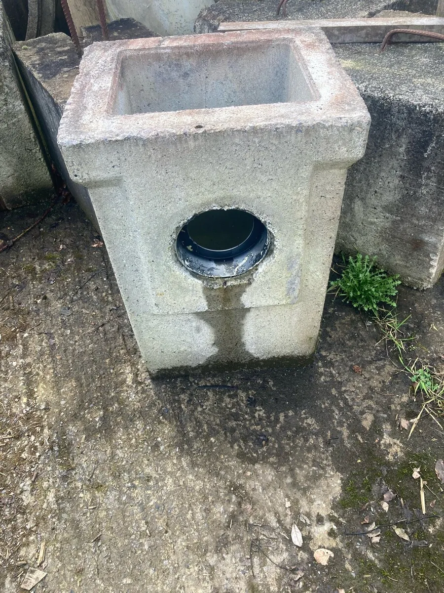 Precast concrete pipes and gully pots - Image 1