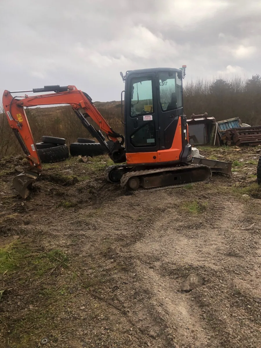 Hitachi zx33U-5 - Image 1
