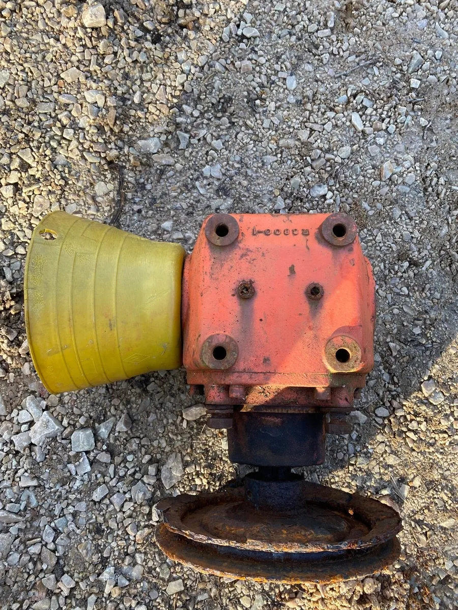 Abbey topper gearbox - Image 1