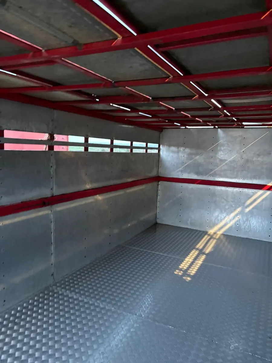 Mercedes-Benz Other 2013 - Image 2