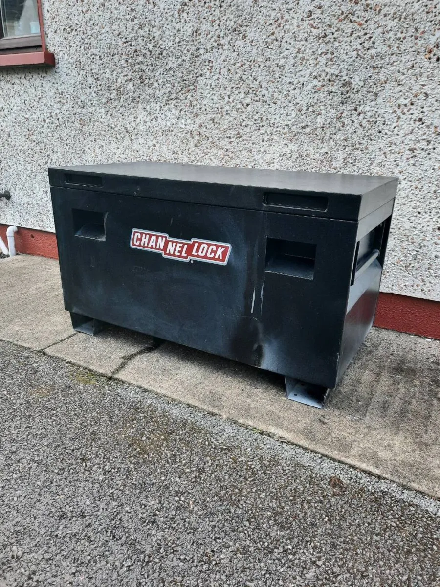 Channel lockTool box - Image 1