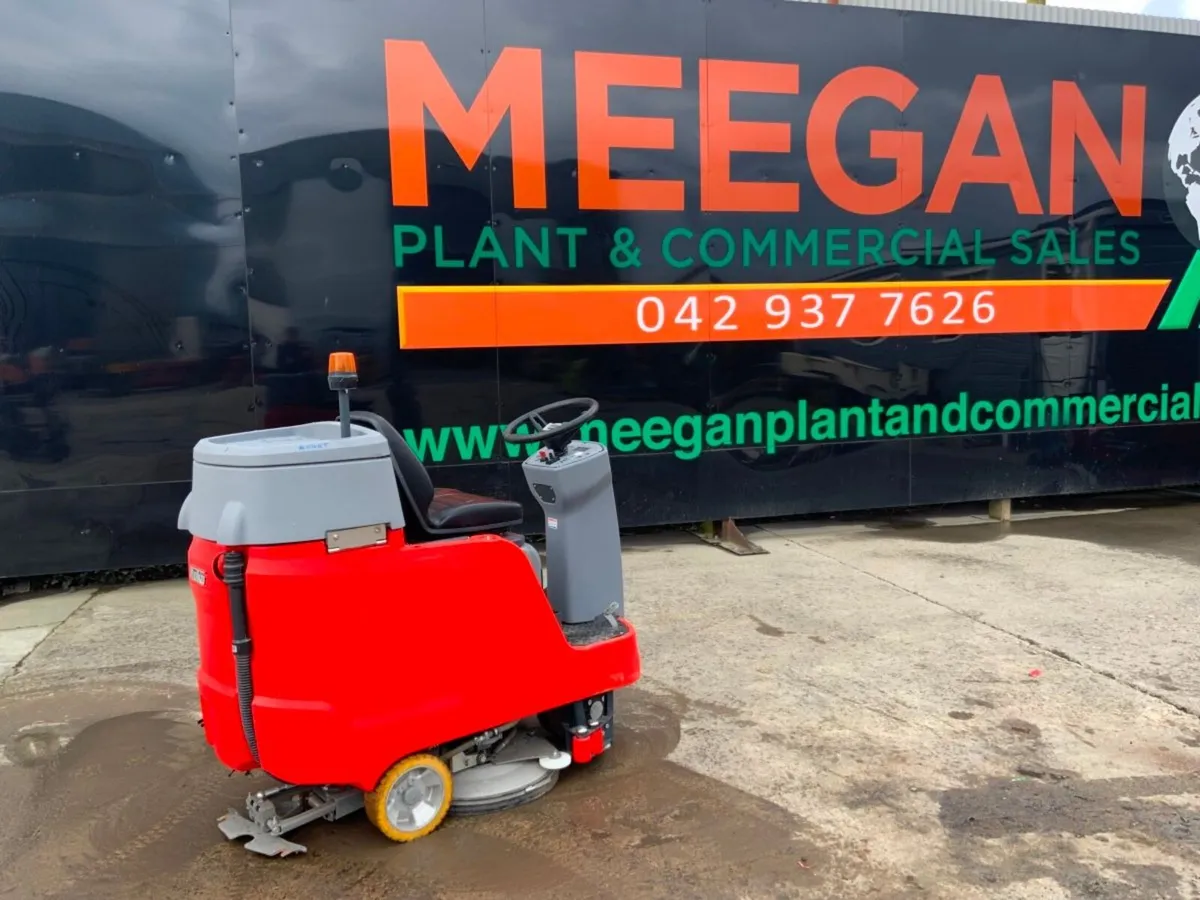 HAKO B75r RIDE ON FLOOR POLISHER........1146. - Image 1