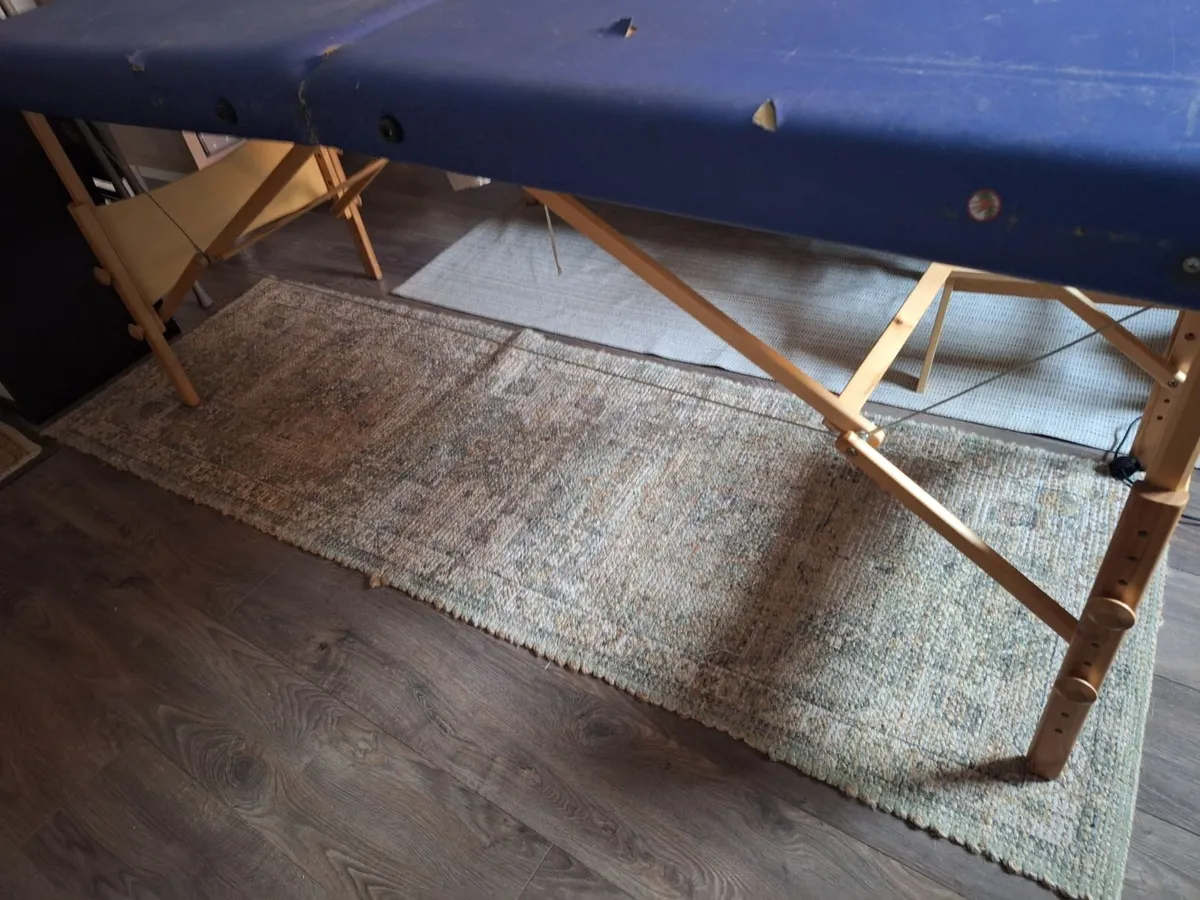Used Massage table - Image 3