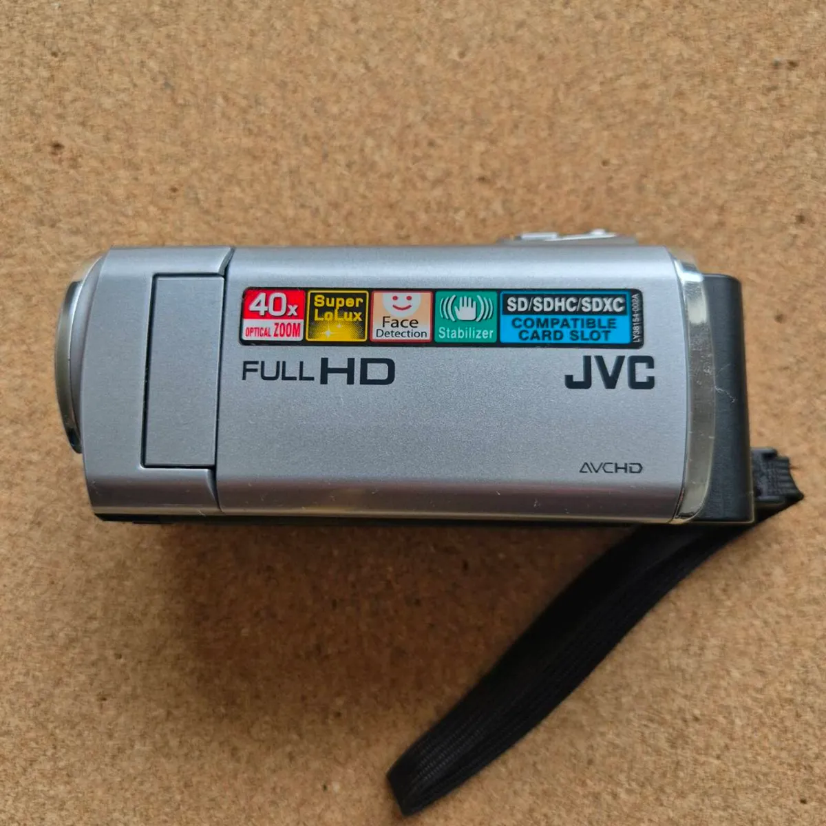 JVC Everio Full HD Video Camera, Complete Set - Image 4