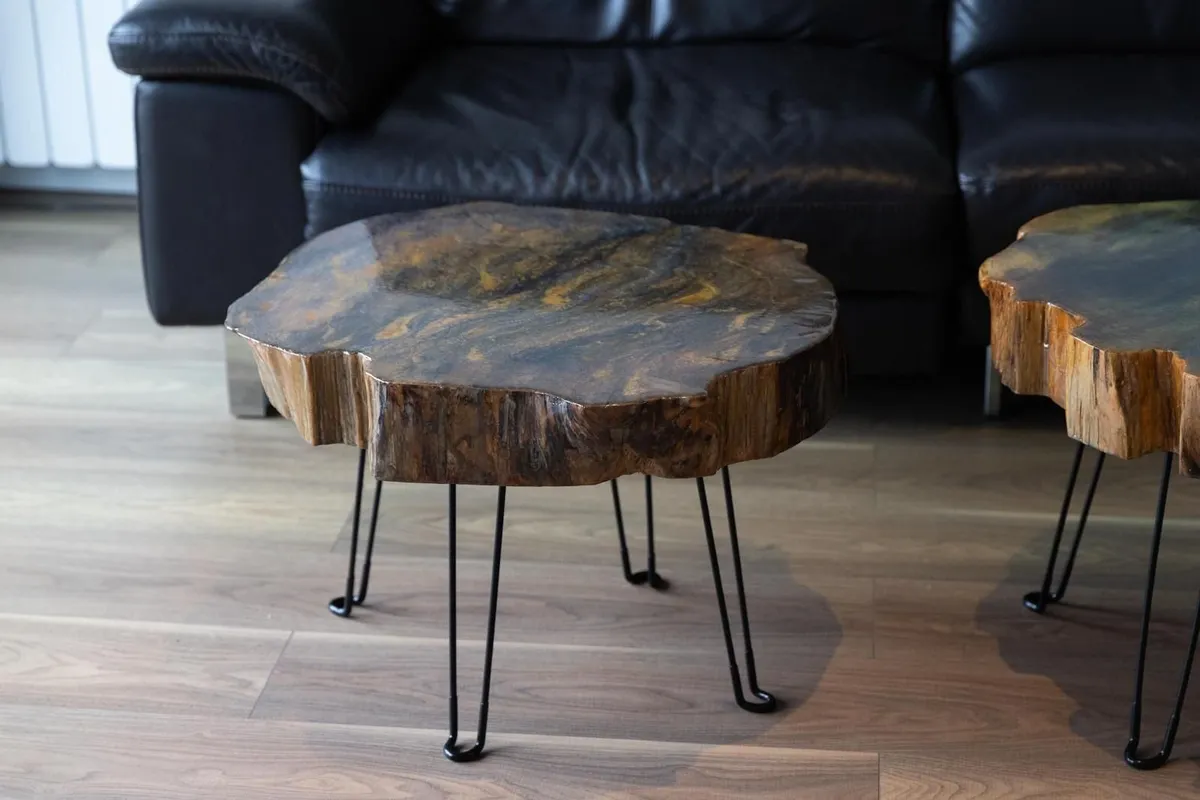 Epoxy resin table - Image 2