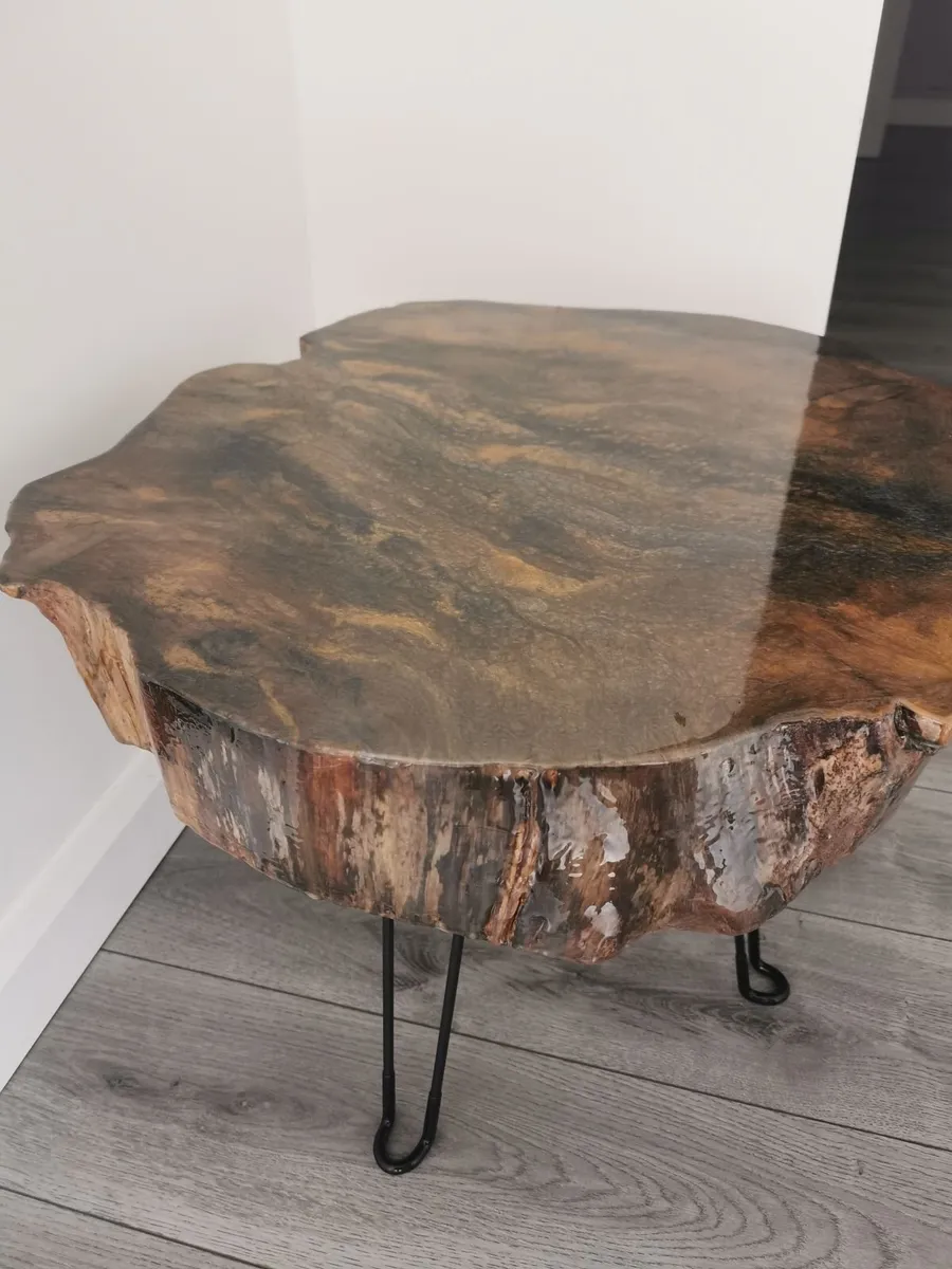 Epoxy resin table - Image 4