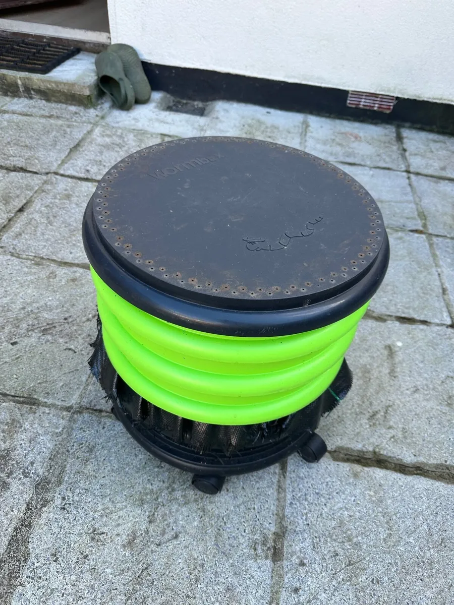 Free Worm Composter - Image 1
