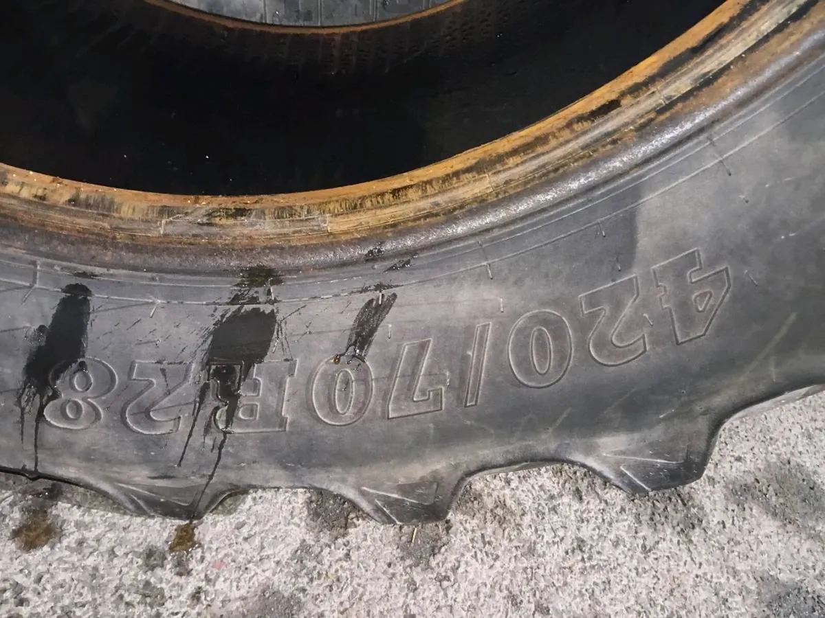 Tractor tyres - Image 2