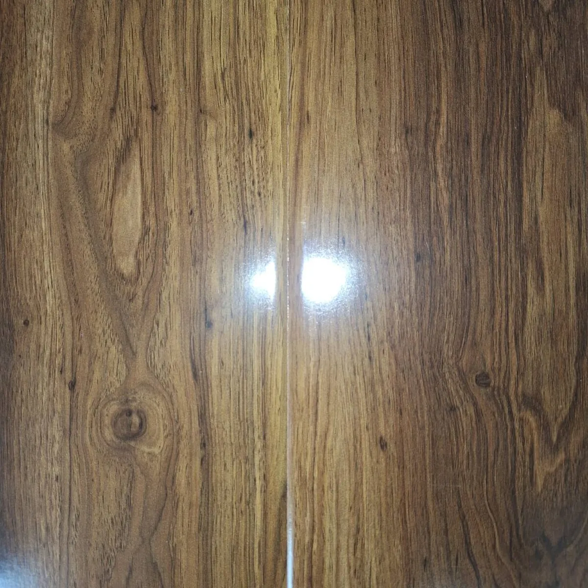 12mm Calgury Walnut Laminated flooring supply&fit - Image 1