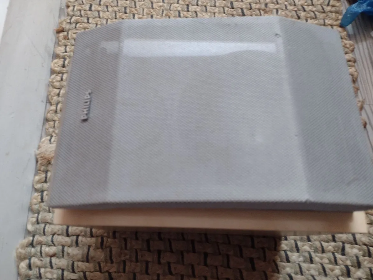 Heavy Philips wooden Woox technology speaker - Image 3