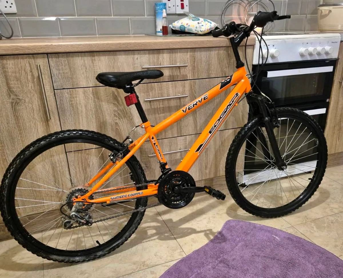 VERVE EDGAR 24 INCH MOUNTAIN BIKE 
.14 INCH FRAME - Image 3