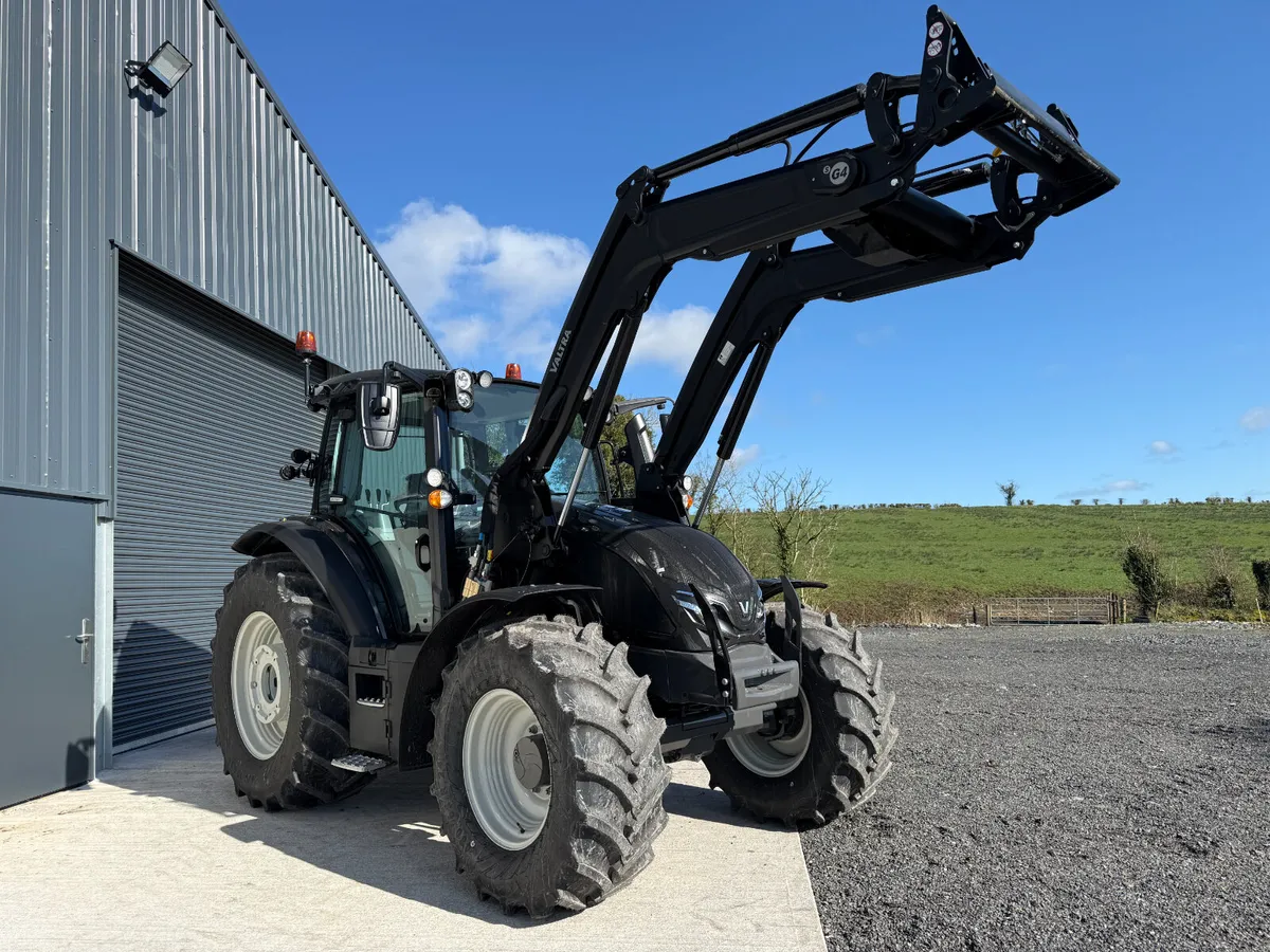 NEW VALTRA G135 ACTIVE TRACTOR - Image 1