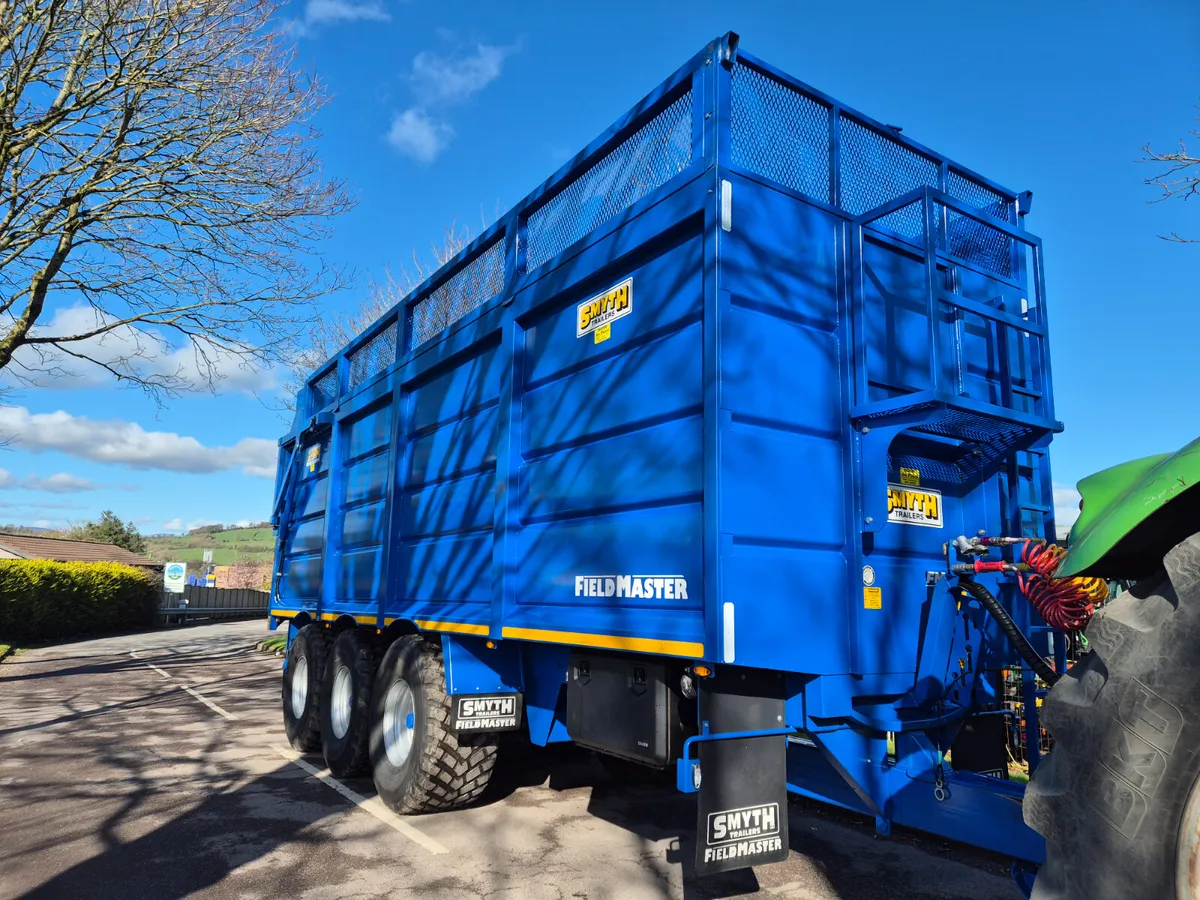 Smyth 25ft silage trailer - Image 4
