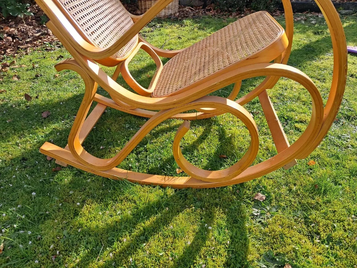 Bentwood rocking chair - Image 3
