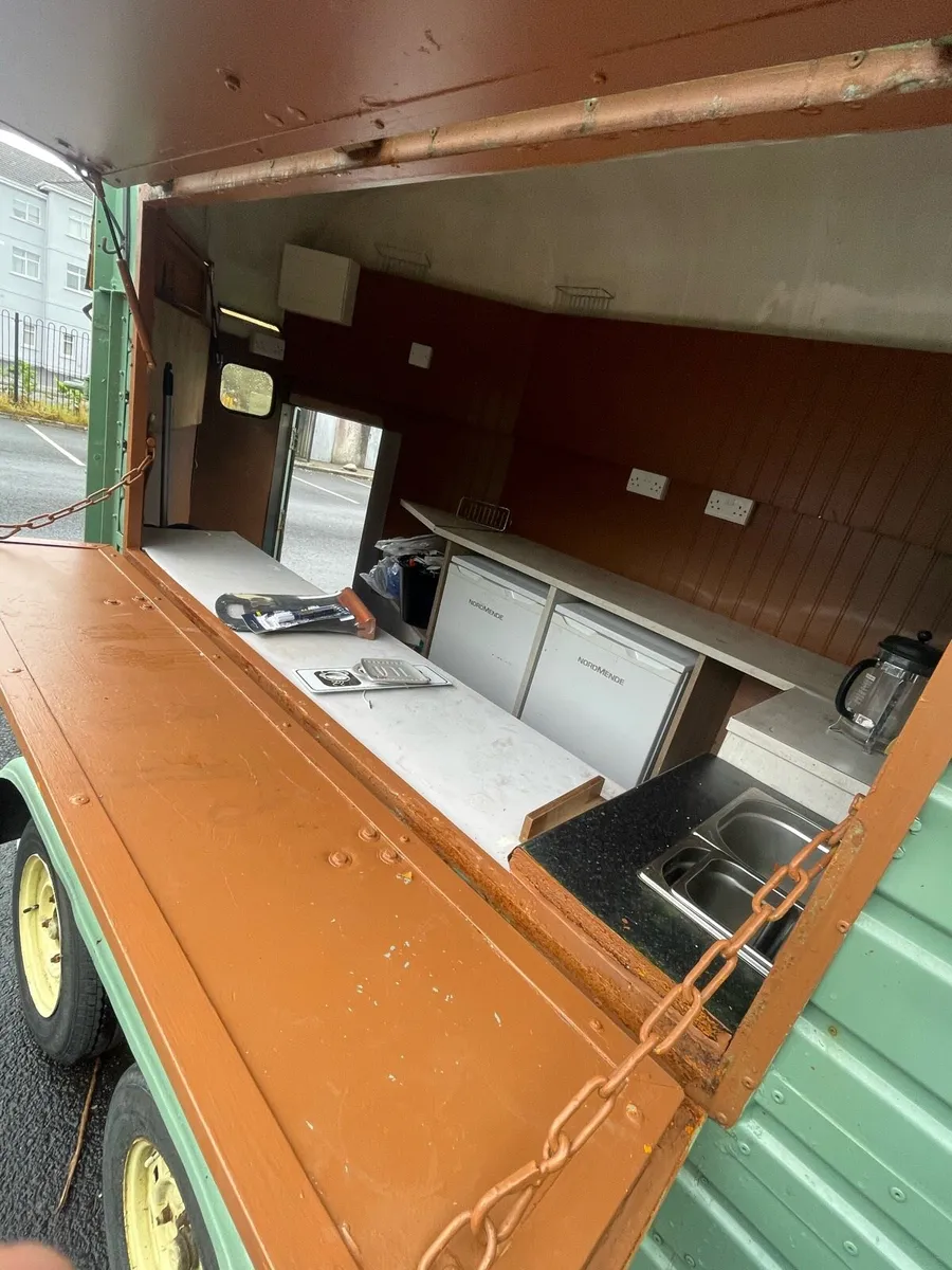 Coffee trailer - Image 2