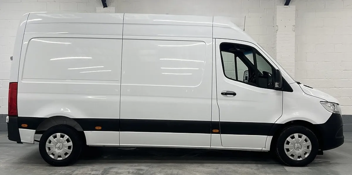 2021 Mercedes-Benz Sprinter Panel Van - Image 4
