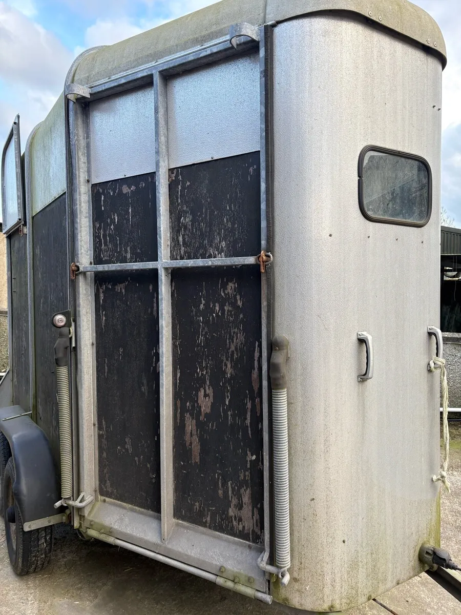 505 Ifor Williams - Image 1