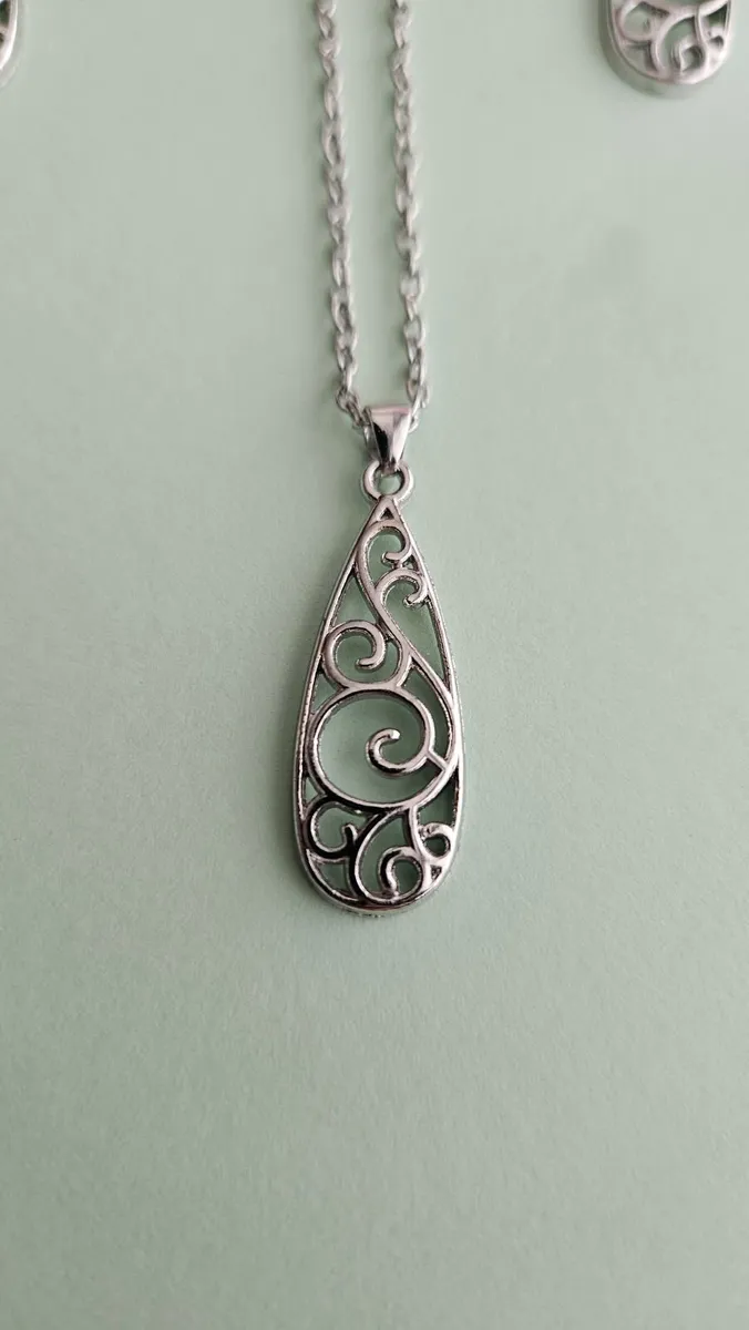 Chain and Earrings - Image 2