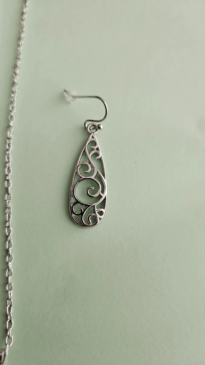 Chain and Earrings - Image 3