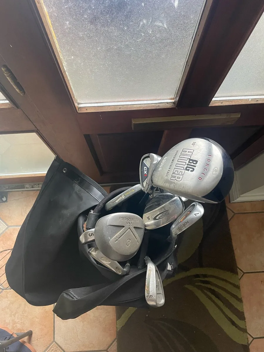 Golf clubs & folding trolley - Image 4