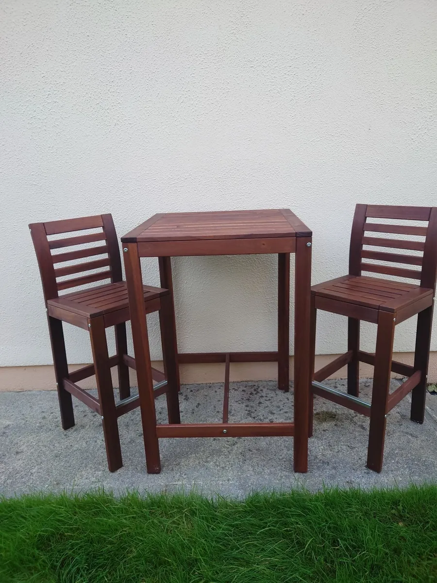 Bar Table & 2 High Stools – Good Condition - Image 1