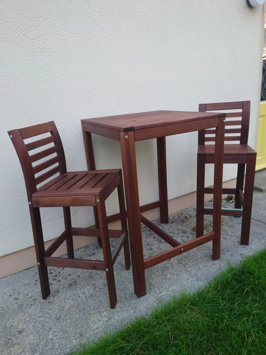 Bar Table & 2 High Stools – Good Condition - Image 2