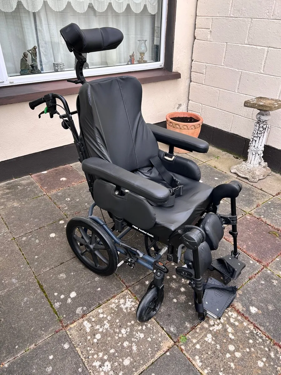 Wheelchair - Image 3