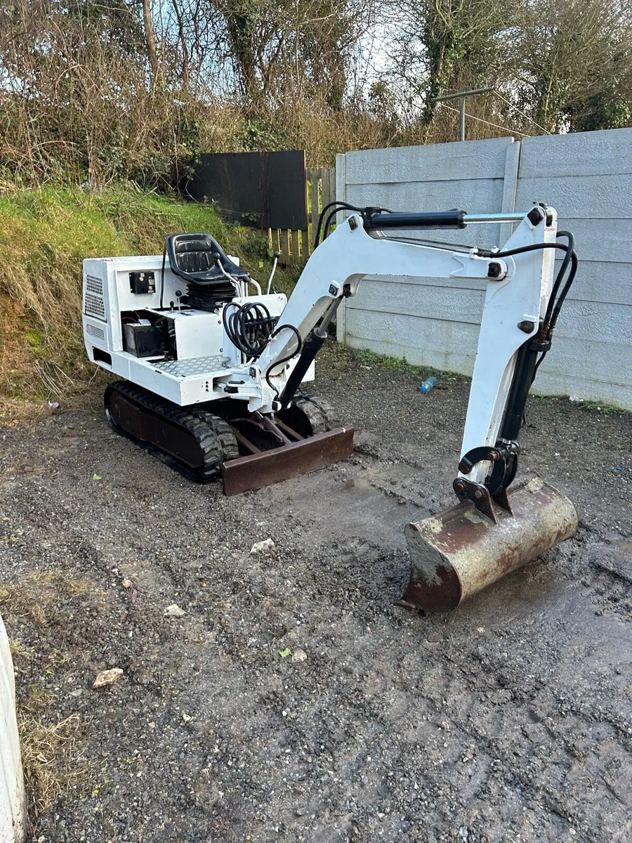 1.5 ton kubota mini digger for sale - Image 1