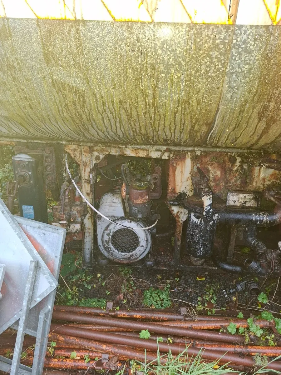 Tar Tanker - Image 4