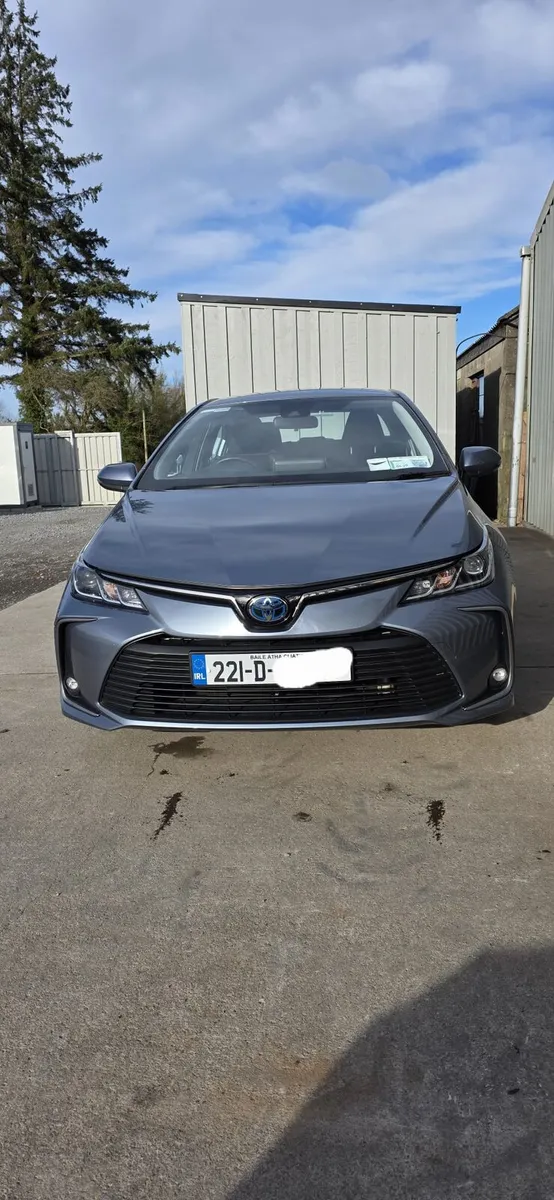 221 TOYOTA COROLLA HYBRID - Image 3